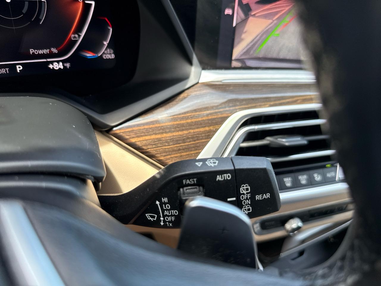 BMW X7 xDrive40i Sports Activity Vehicle 2021