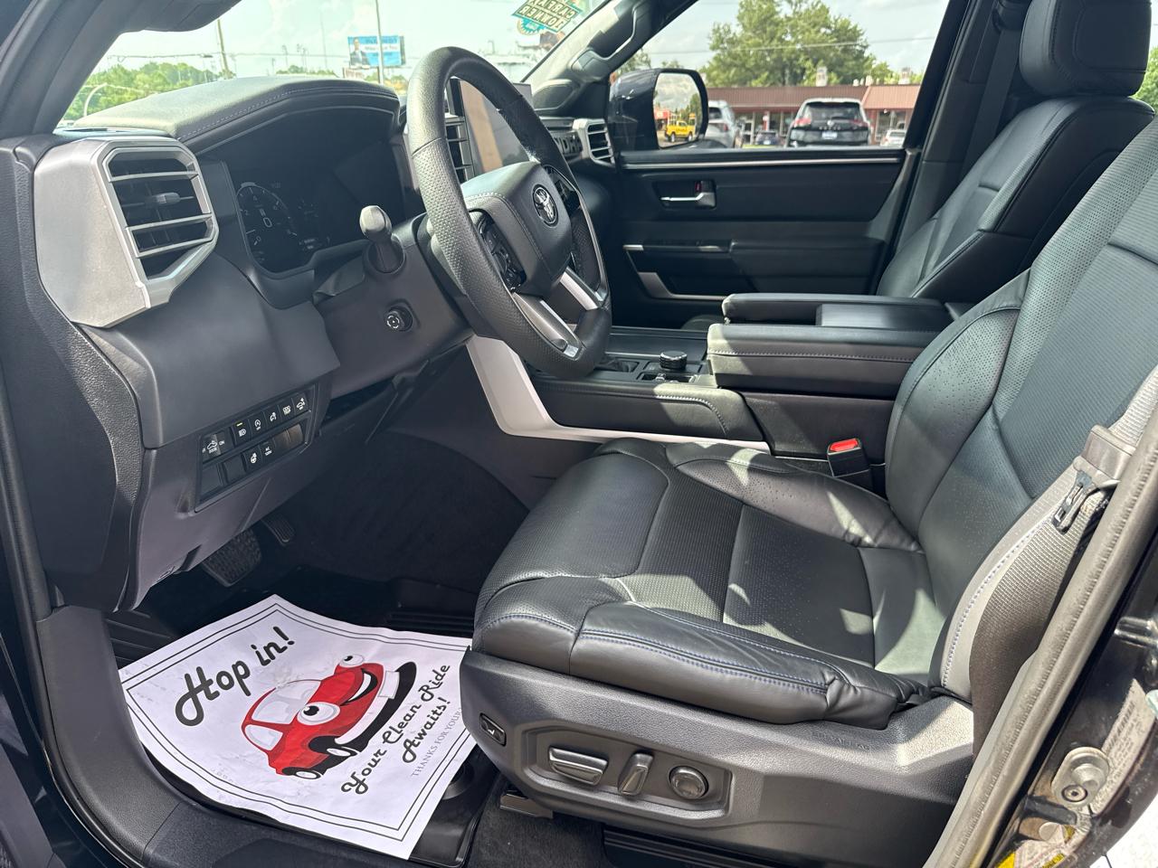 Toyota Tundra 4WD Platinum CrewMax 5.5' Bed (Natl) 2025