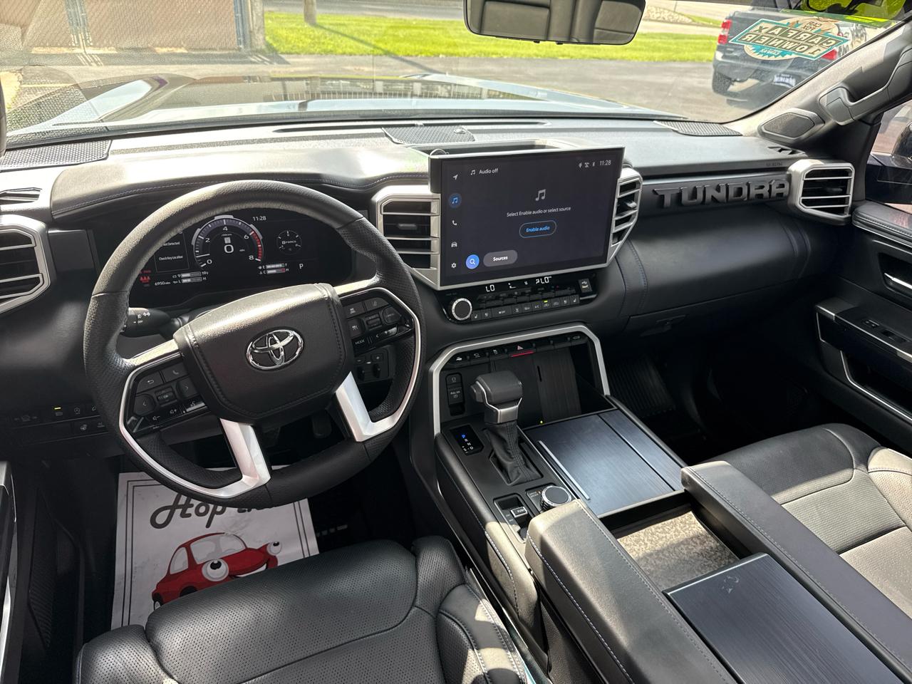 Toyota Tundra 4WD Platinum CrewMax 5.5' Bed (Natl) 2025