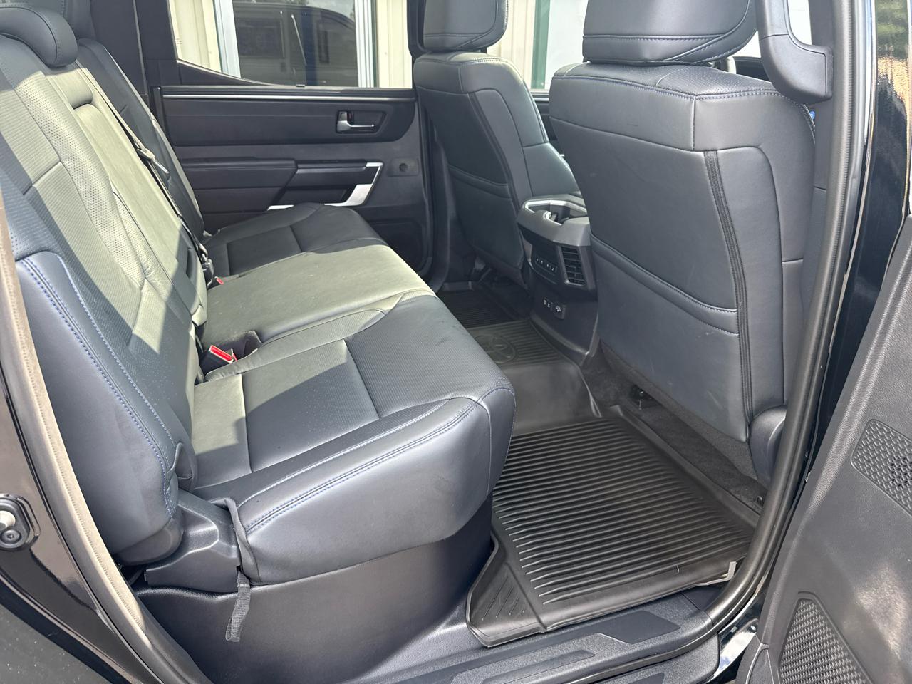 Toyota Tundra 4WD Platinum CrewMax 5.5' Bed (Natl) 2025