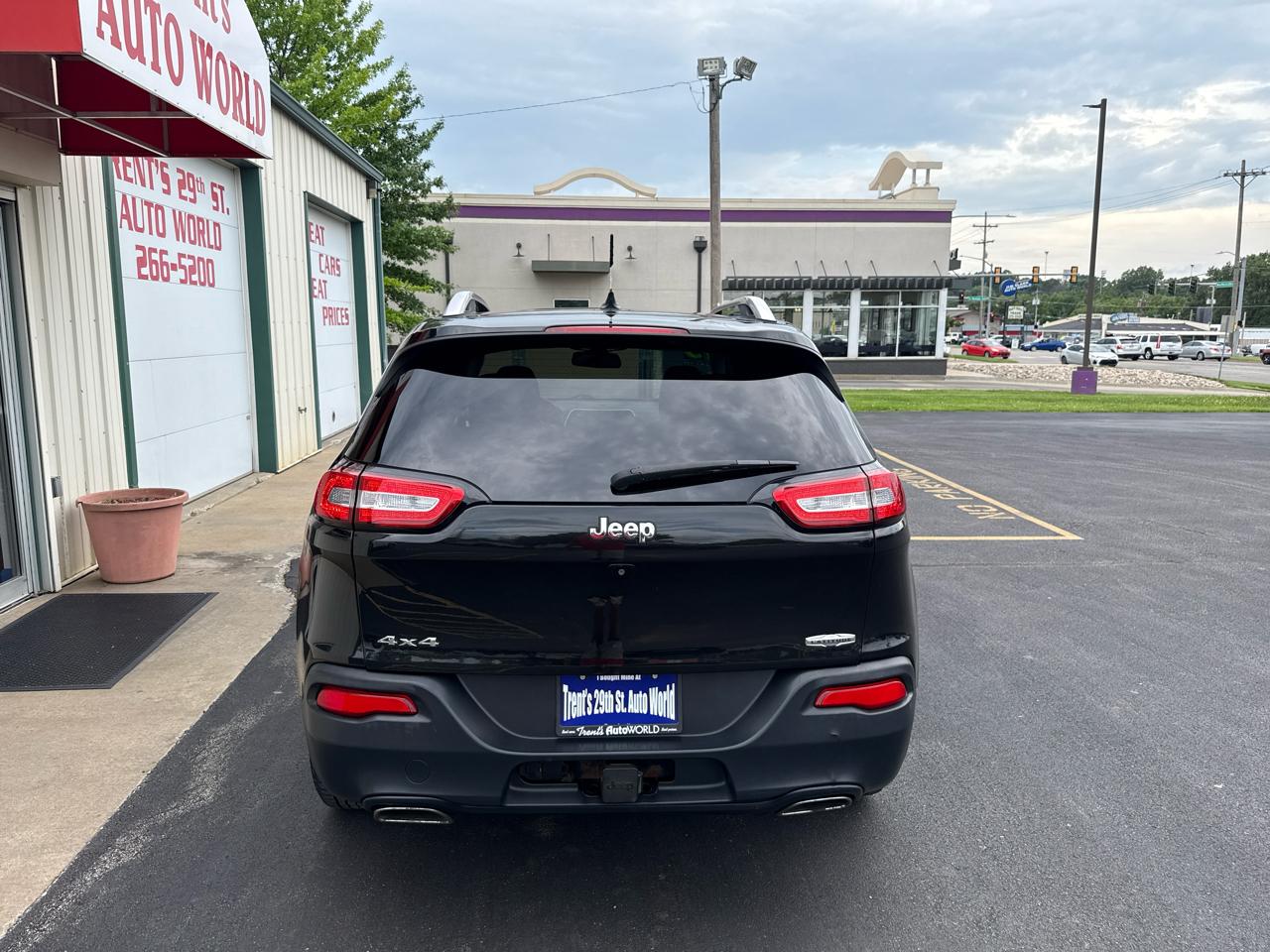 Jeep Cherokee 4WD 4dr Latitude 2015