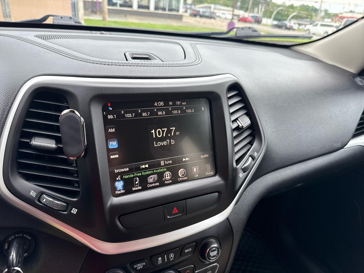 Jeep Cherokee 4WD 4dr Latitude 2015