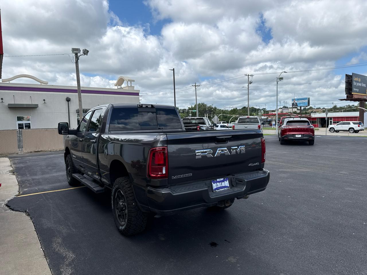 RAM 2500 Laramie 4x4 Crew Cab 6'4" Box 2025