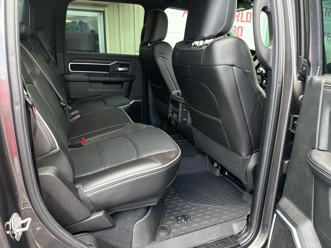 RAM 2500 Laramie 4x4 Crew Cab 6'4" Box 2025