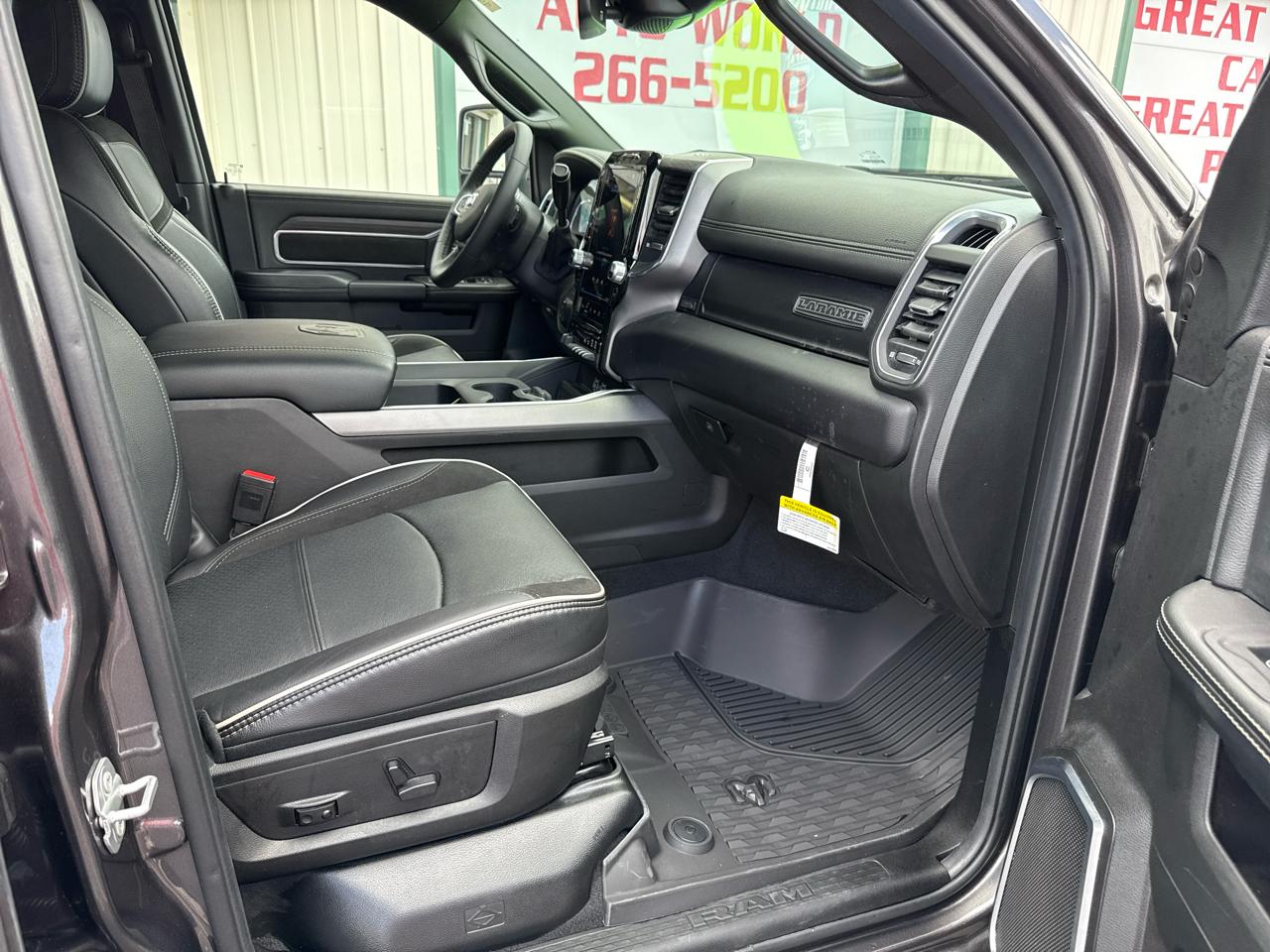 RAM 2500 Laramie 4x4 Crew Cab 6'4" Box 2025