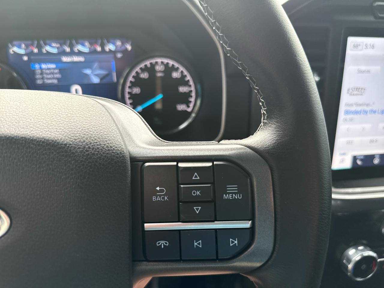 Ford F-150 XLT 4WD SuperCrew 5.5' Box 2023