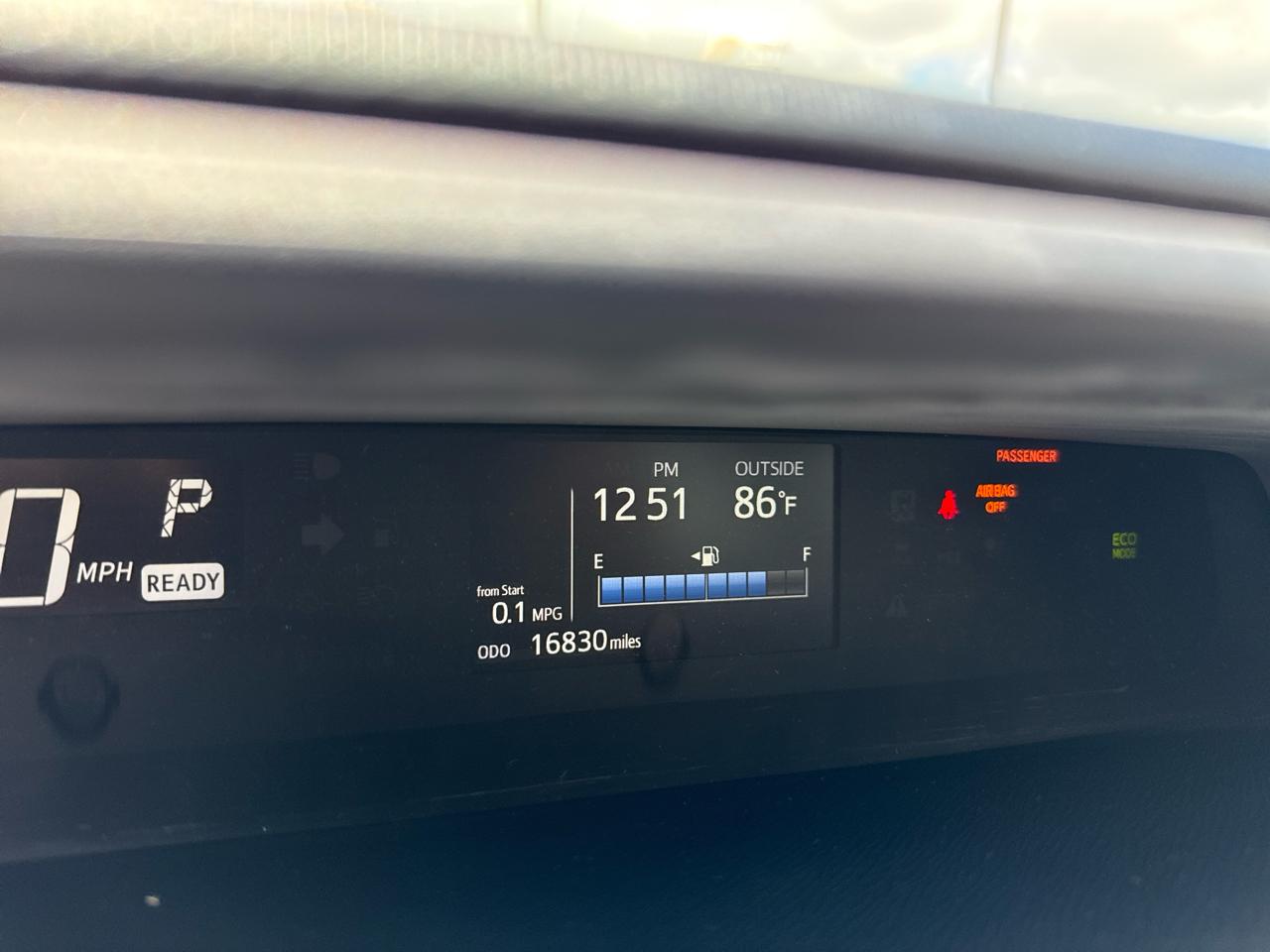 Toyota Prius c L (Natl) 2019