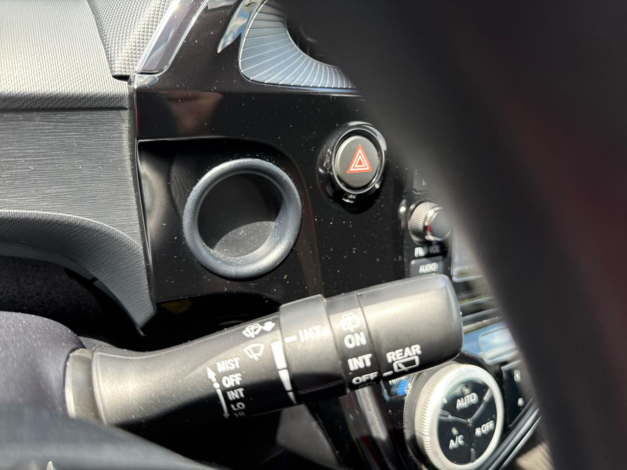 Toyota Prius c L (Natl) 2019