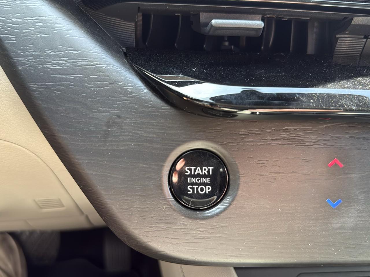Nissan Murano AWD SL 2025