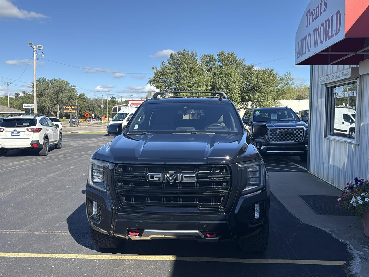 GMC Yukon 4WD 4dr AT4 2021