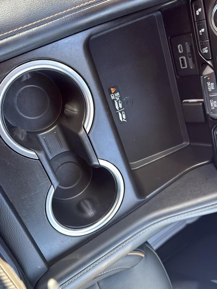 GMC Yukon 4WD 4dr AT4 2021