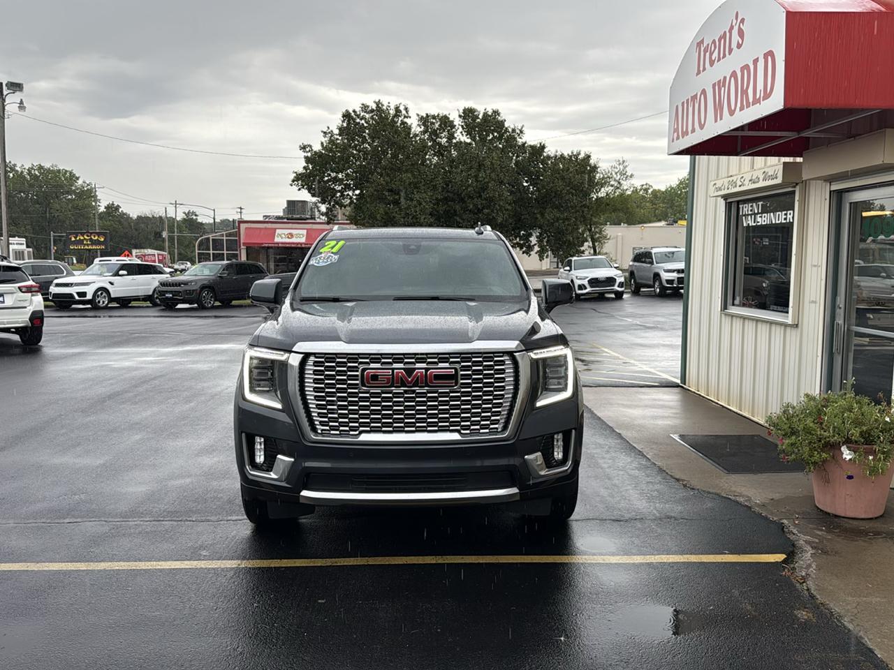 GMC Yukon XL 4WD 4dr Denali 2021