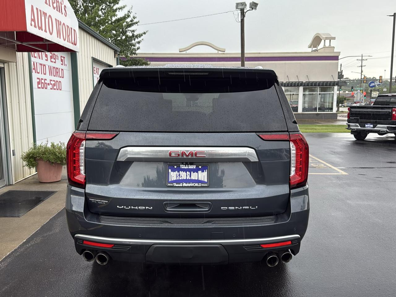 GMC Yukon XL 4WD 4dr Denali 2021