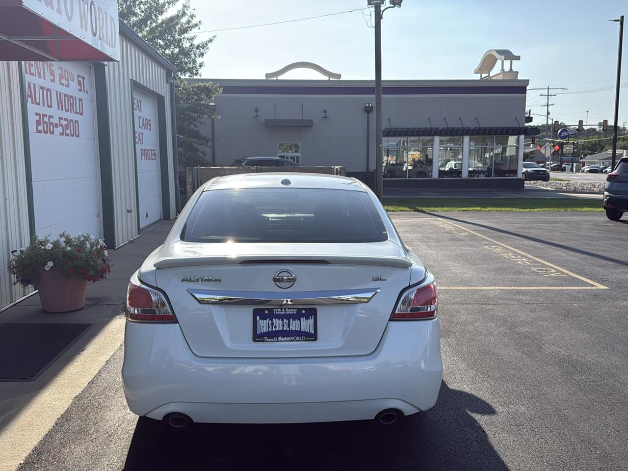 Nissan Altima 4dr Sdn I4 2.5 SL 2015