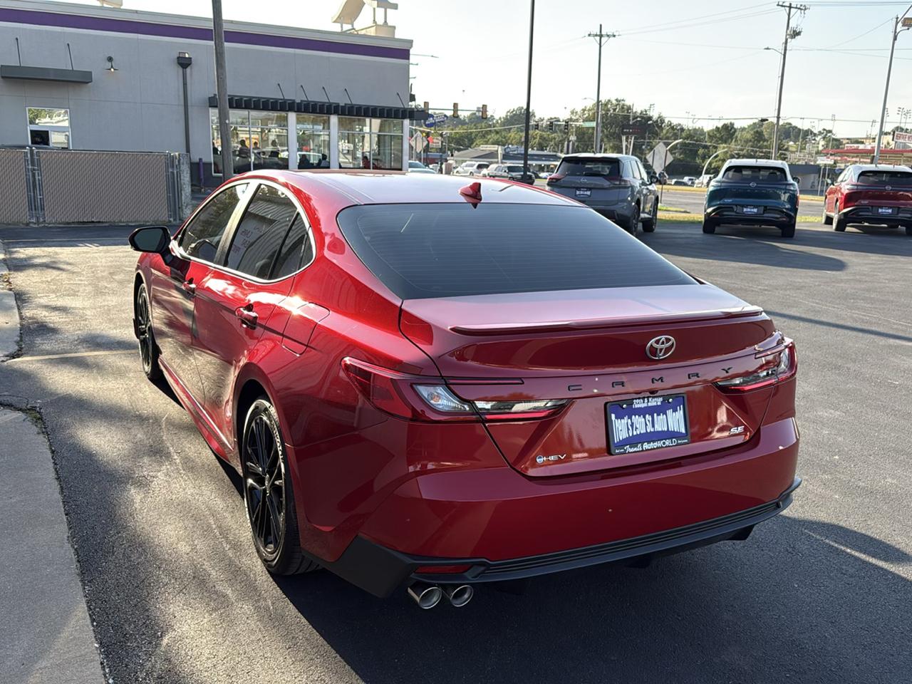 Toyota Camry SE (Natl) 2026