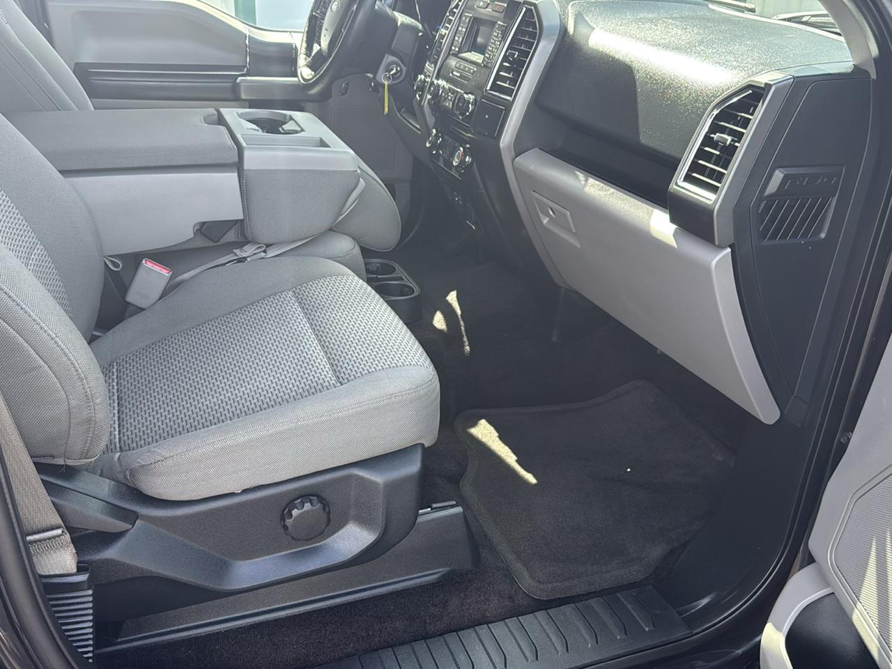 Ford F-150 4WD SuperCrew 145" King Ranch 2015