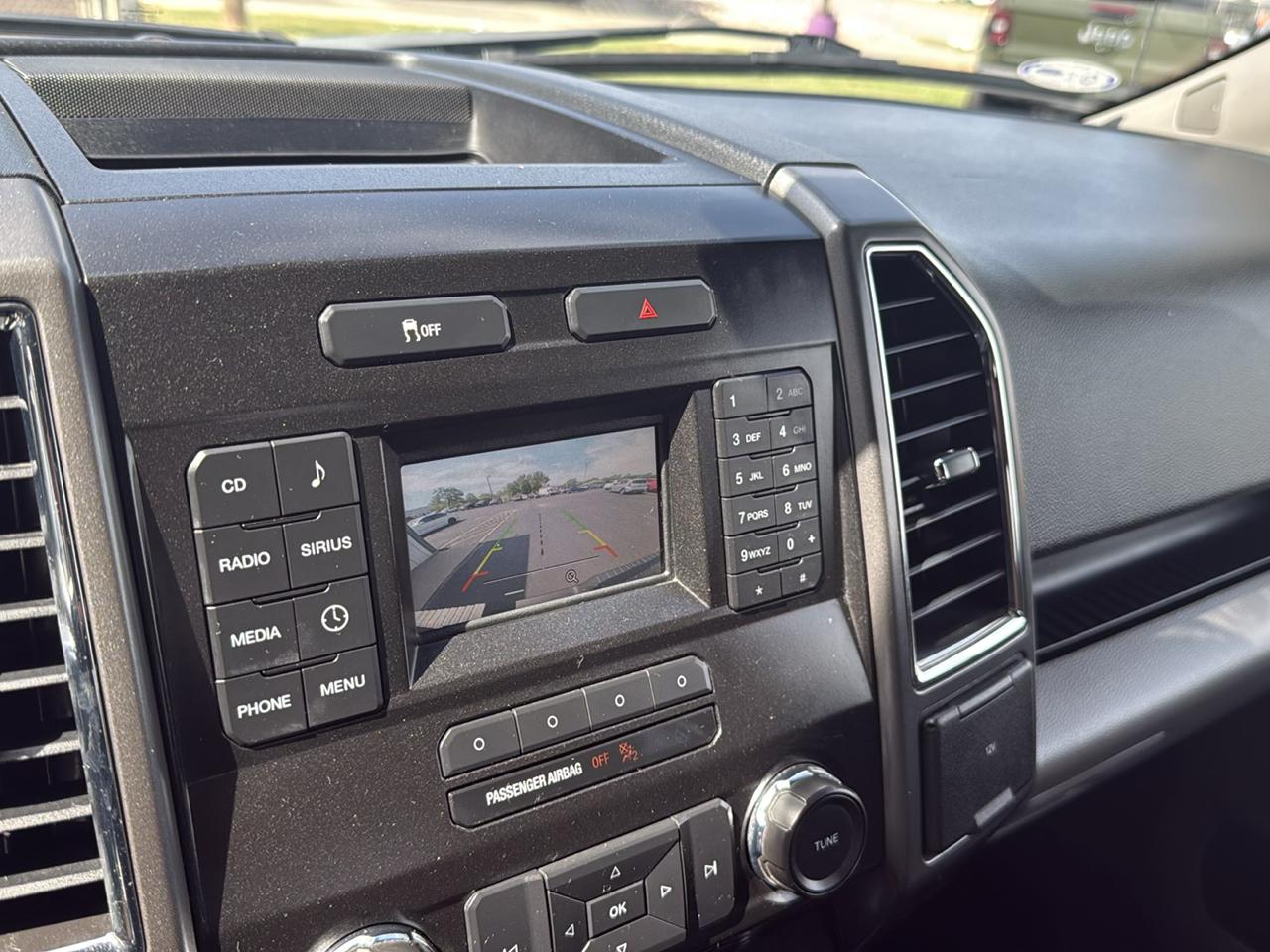 Ford F-150 4WD SuperCrew 145" King Ranch 2015