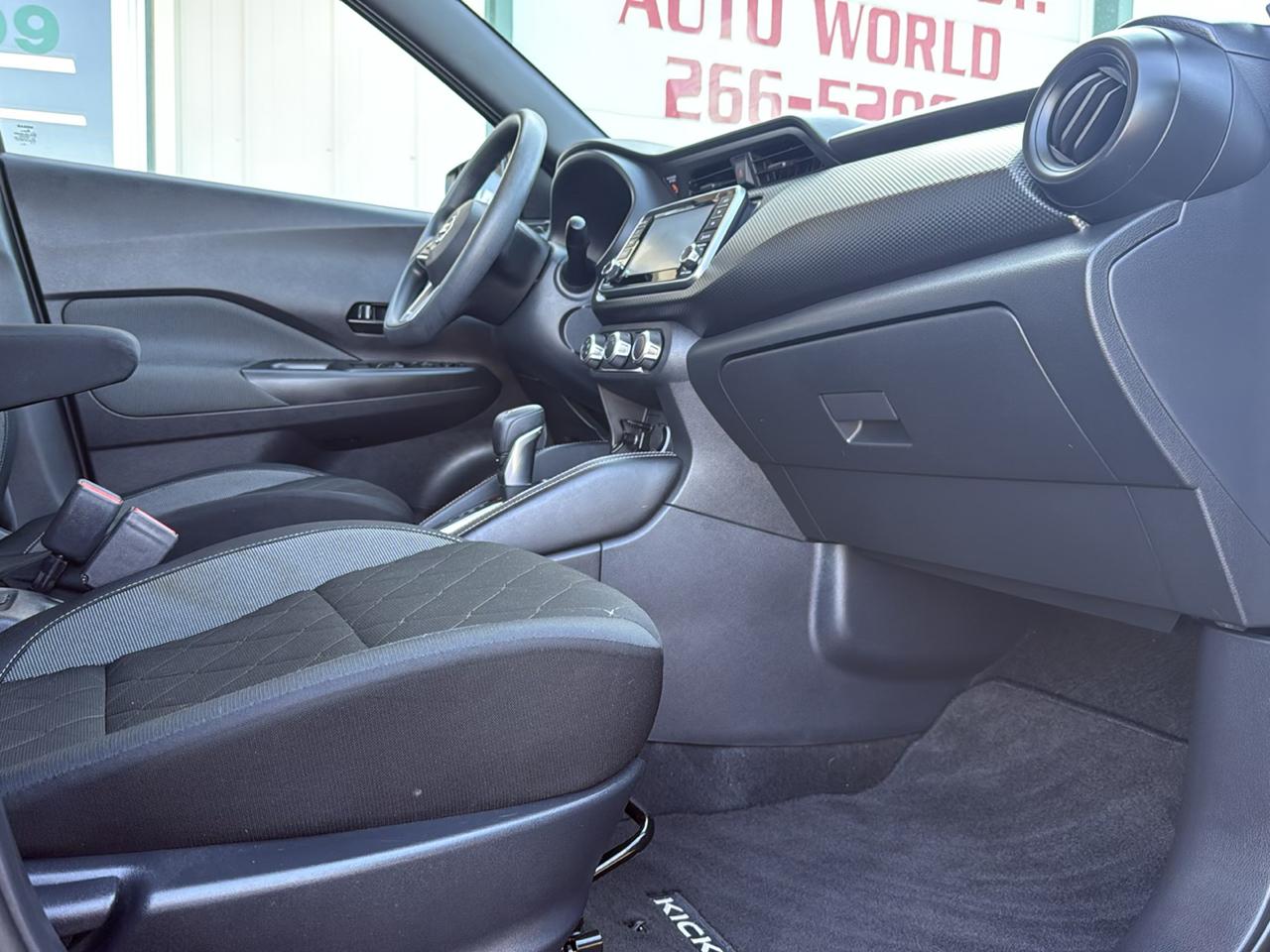 Nissan Kicks S FWD 2019