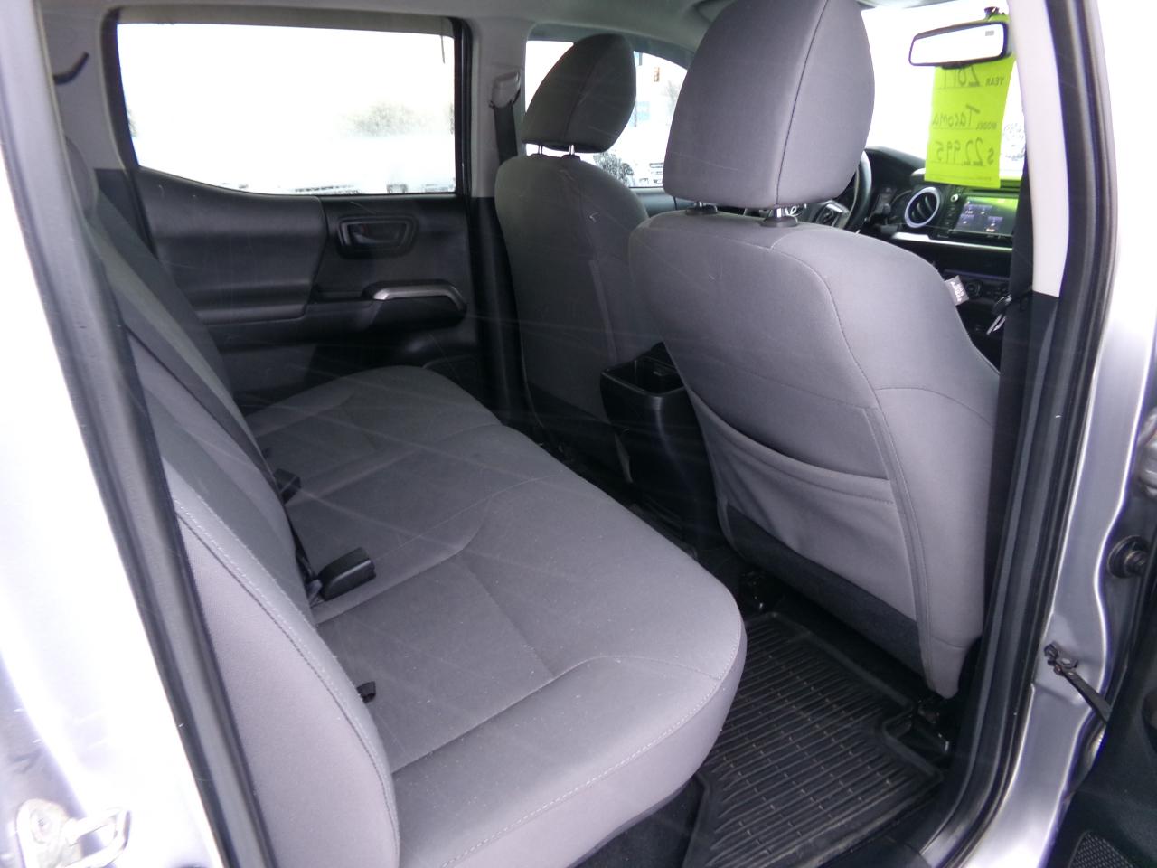 Toyota Tacoma TRD Off Road Double Cab 5' Bed V6 4x4 MT (Natl) 2017