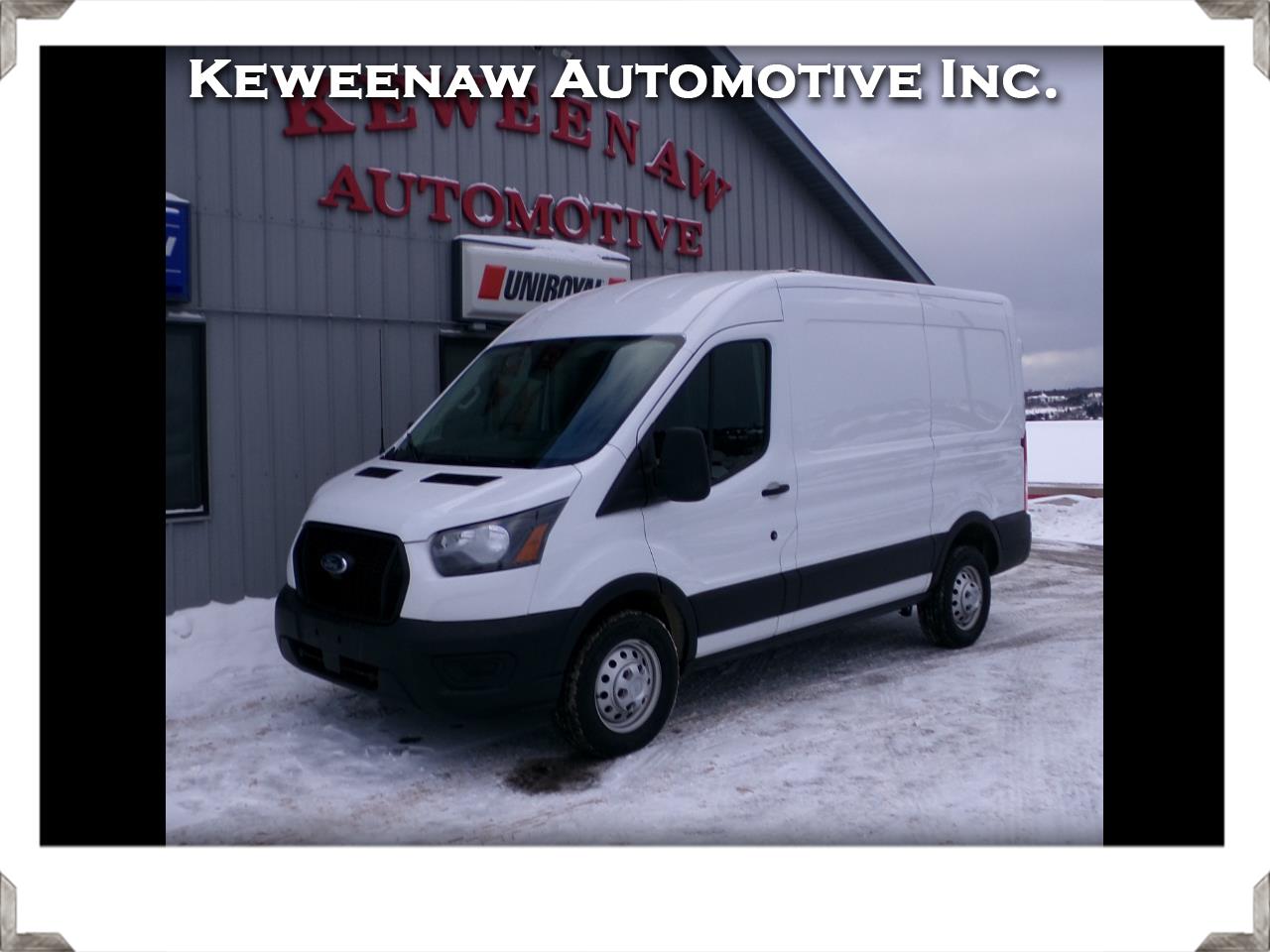 2023 Ford Transit Cargo Van T-250 130" Med Rf 9070 GVWR AWD