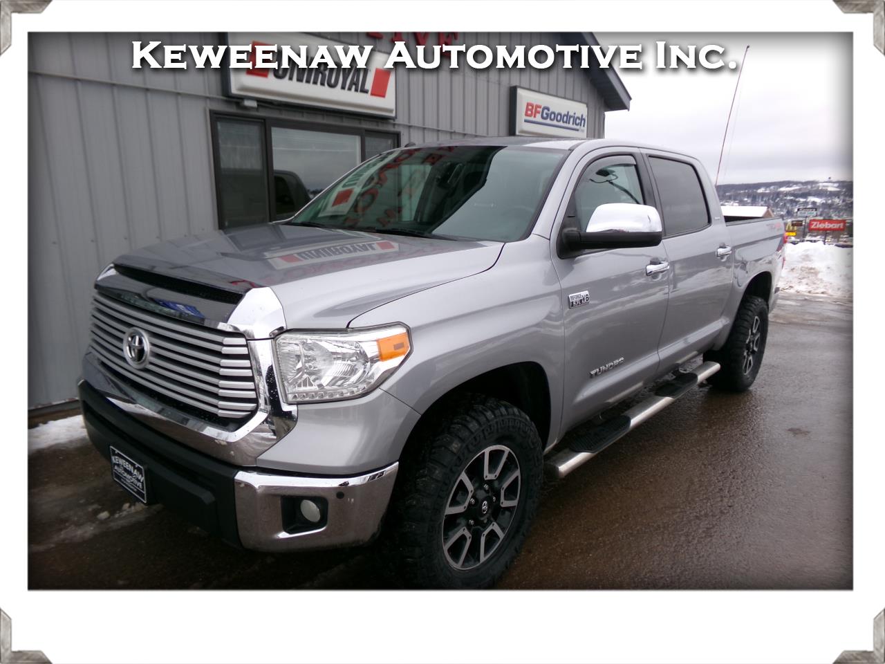 Toyota Tundra 4WD Limited CrewMax 5.5' Bed 5.7L (Natl) 2017