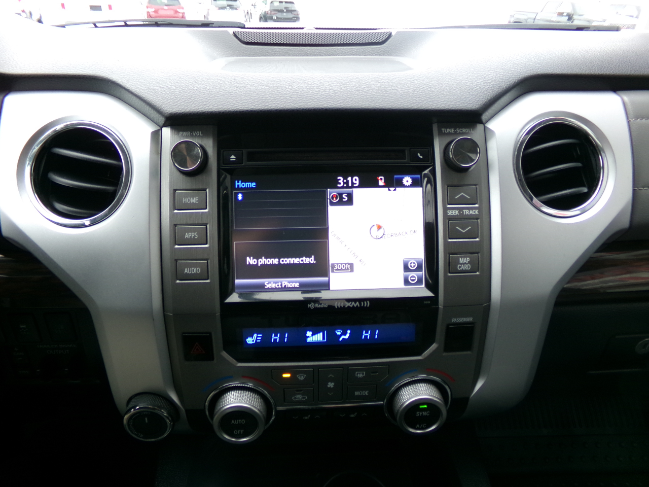 Toyota Tundra 4WD Limited CrewMax 5.5' Bed 5.7L (Natl) 2017