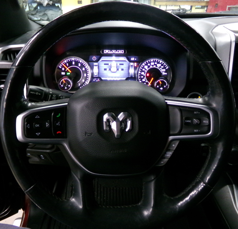 RAM 1500 Big Horn/Lone Star 4x4 Crew Cab 5'7" Box 2019