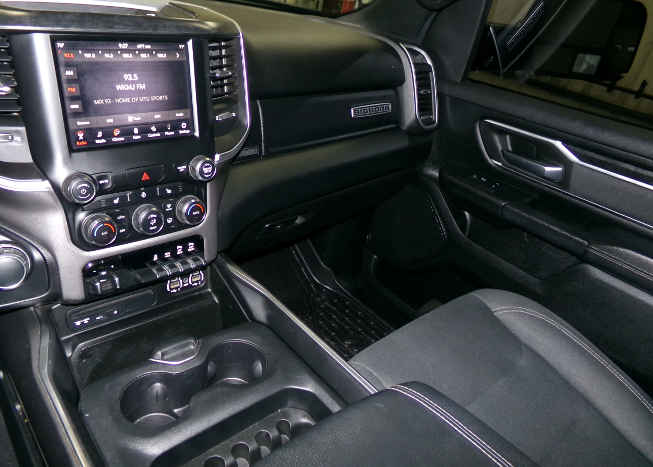 RAM 1500 Big Horn/Lone Star 4x4 Crew Cab 5'7" Box 2019