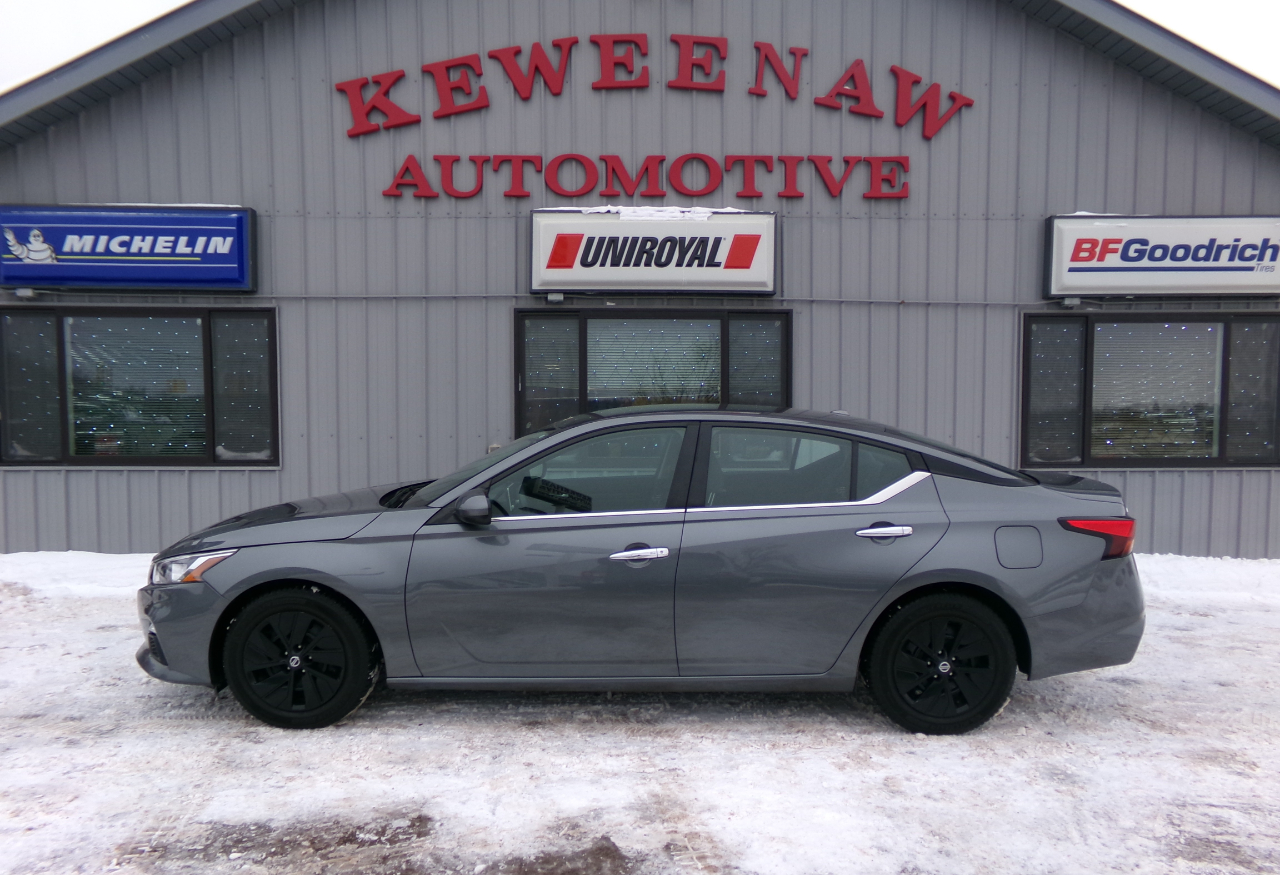 Nissan Altima 2.5 S Sedan 2020