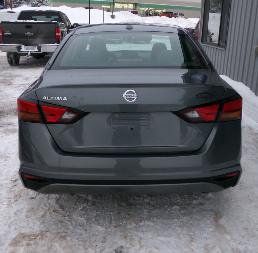 Nissan Altima 2.5 S Sedan 2020