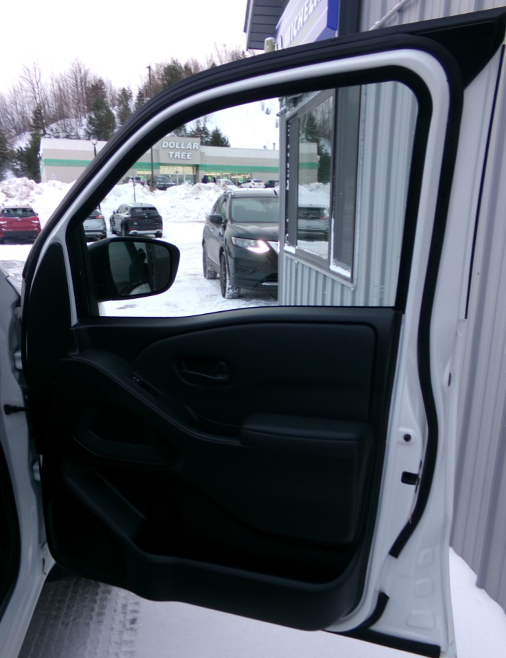 Nissan Frontier Crew Cab 4x4 S Auto 2022