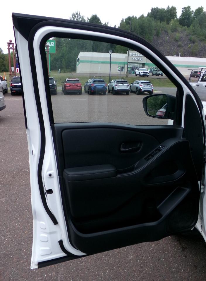 Nissan Frontier Crew Cab 4x4 S Auto 2022