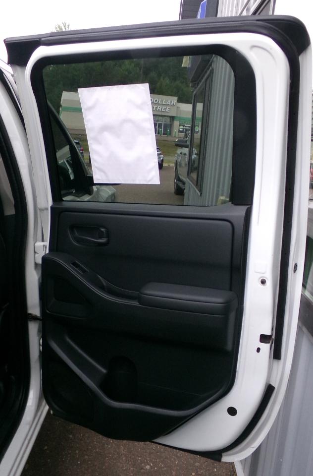 Nissan Frontier Crew Cab 4x4 S Auto 2022