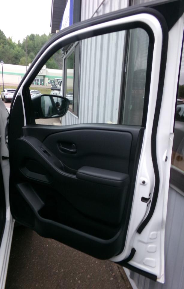 Nissan Frontier Crew Cab 4x4 S Auto 2022