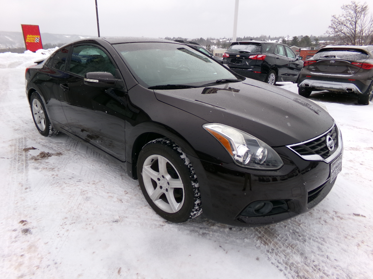 Nissan Altima 2dr Cpe I4 2.5 S 2013