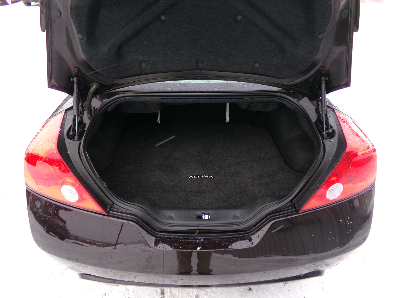 Nissan Altima 2dr Cpe I4 2.5 S 2013