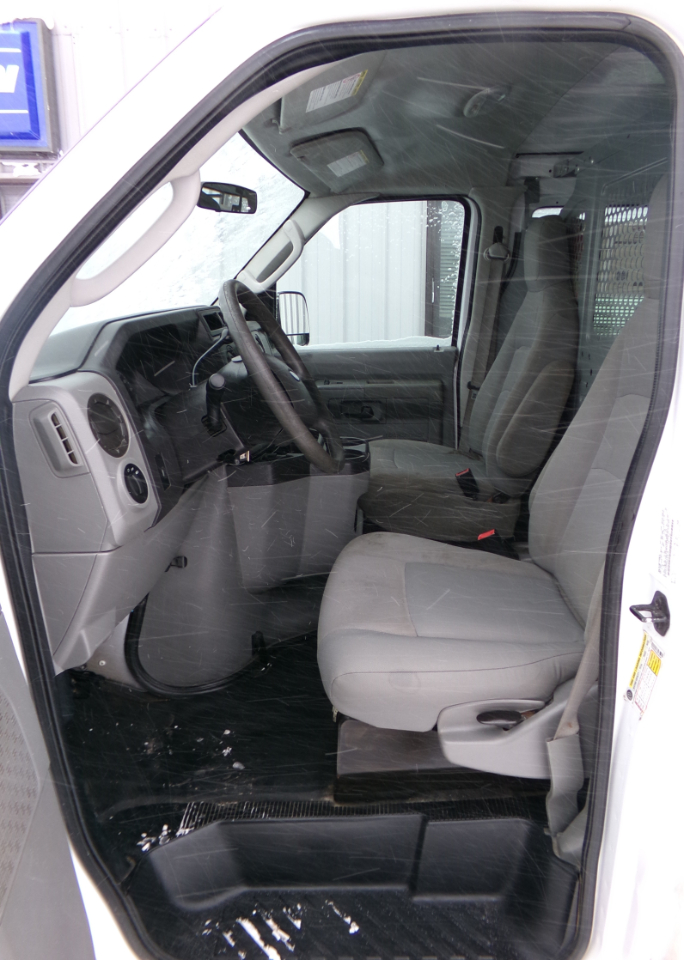 Ford Econoline Cargo Van E-250 Recreational 2011