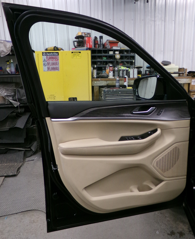 Jeep Grand Cherokee Limited 4x4 2023