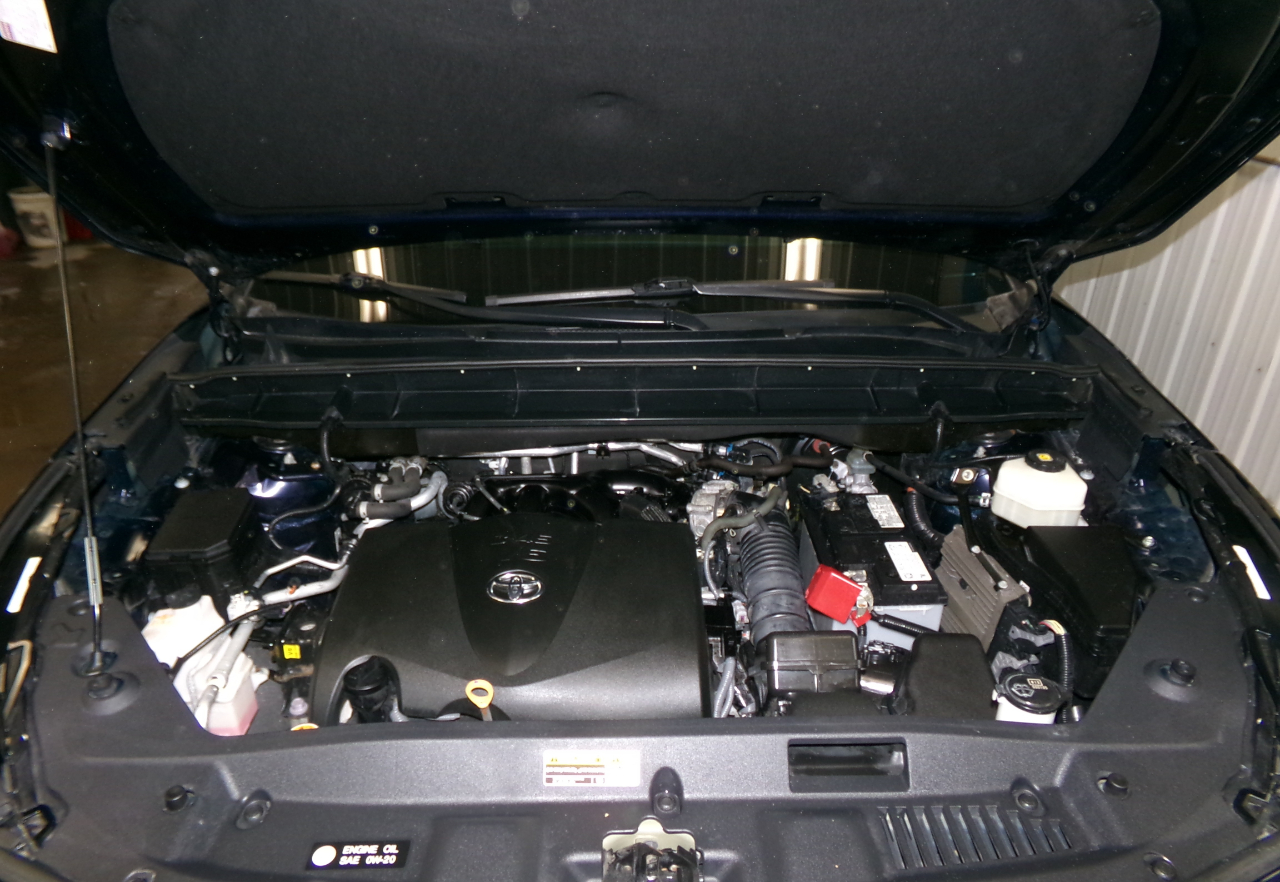 Toyota Highlander XLE AWD (Natl) 2021