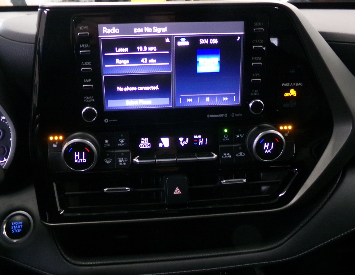 Toyota Highlander XLE AWD (Natl) 2021