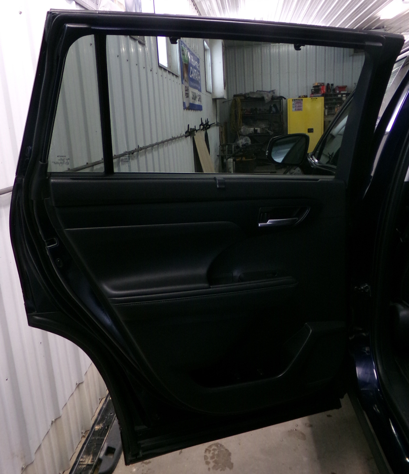 Toyota Highlander XLE AWD (Natl) 2021