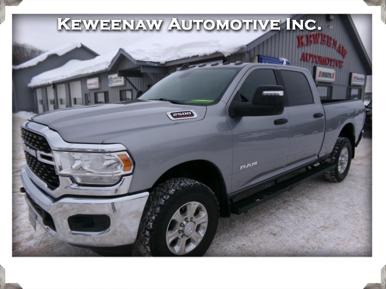 RAM 2500 Big Horn 4x4 Crew Cab 6'4" Box 2023