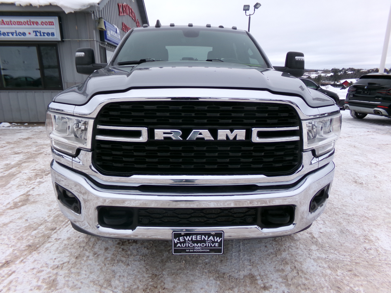 RAM 2500 Big Horn 4x4 Crew Cab 6'4" Box 2023