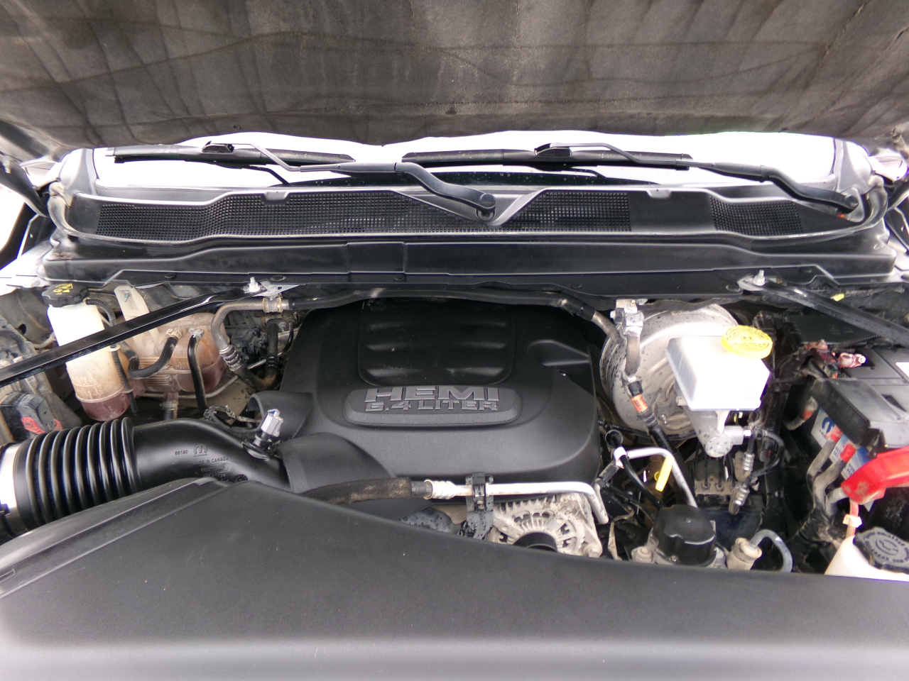 RAM 2500 Big Horn 4x4 Crew Cab 6'4" Box 2023