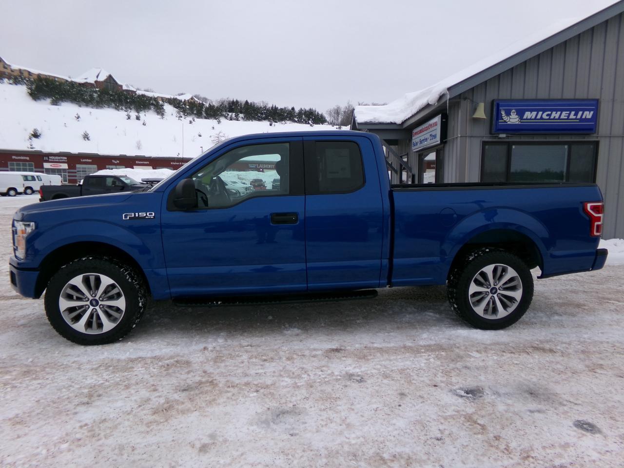 Ford F-150 4WD SuperCab 145" STX 2018