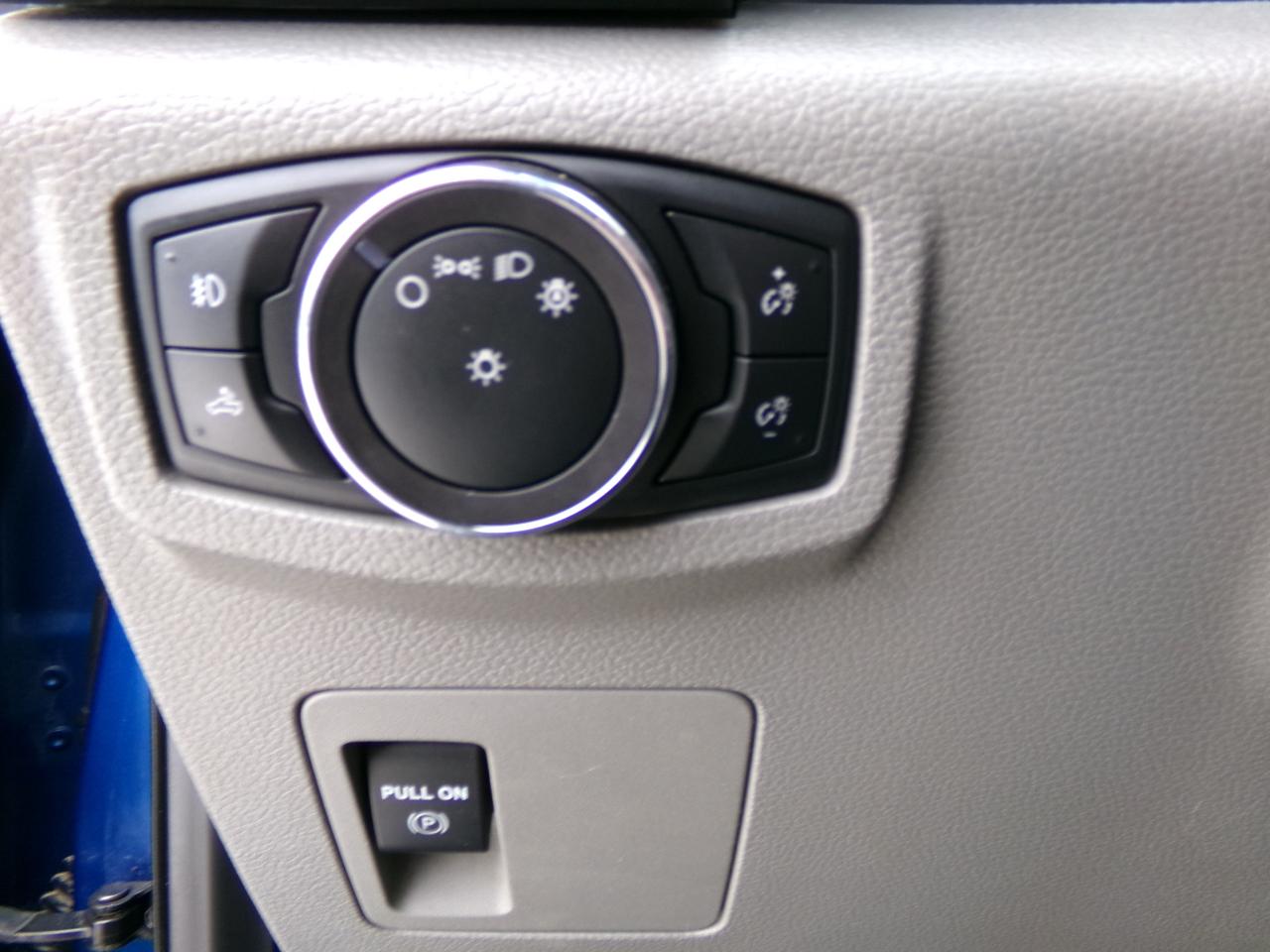 Ford F-150 4WD SuperCab 145" STX 2018