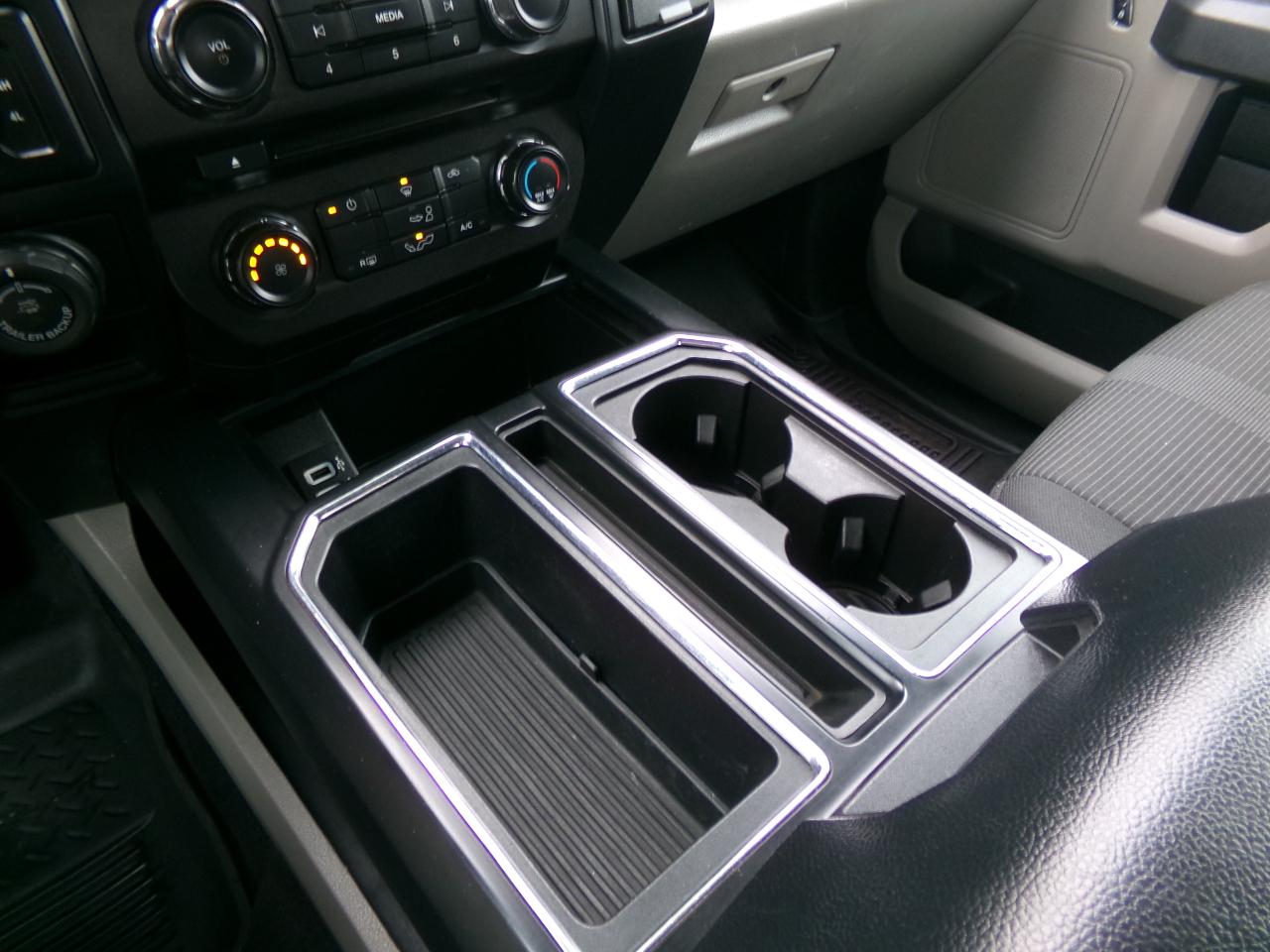 Ford F-150 4WD SuperCab 145" STX 2018