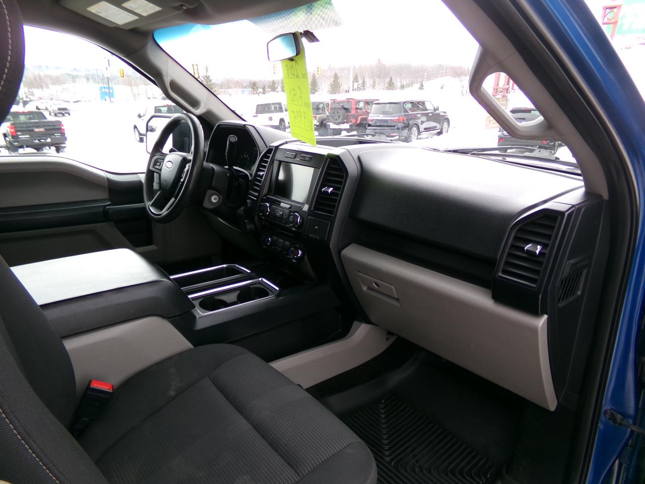 Ford F-150 4WD SuperCab 145" STX 2018