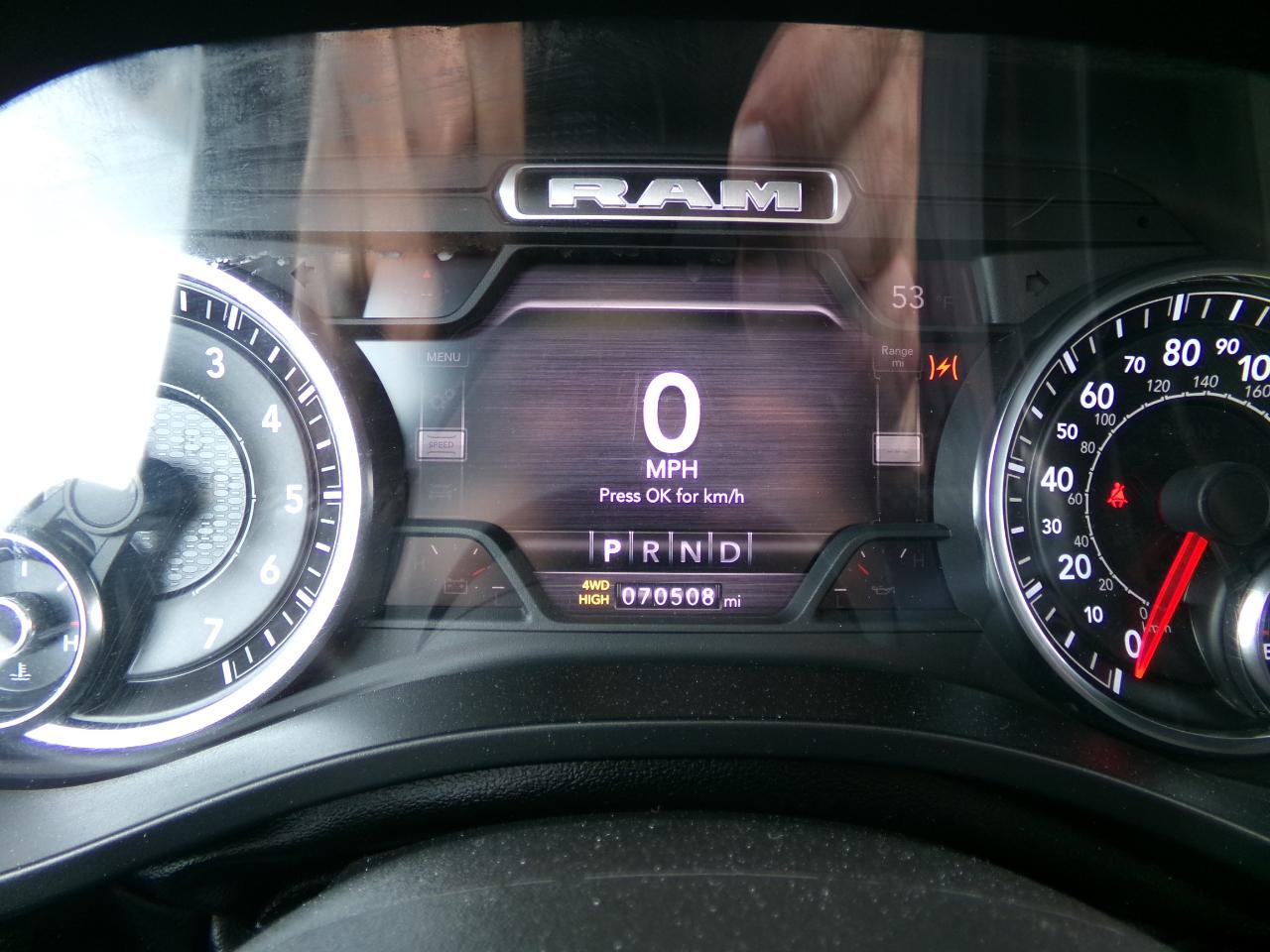 RAM 1500 Lone Star 4x4 Crew Cab 5'7" Box 2022