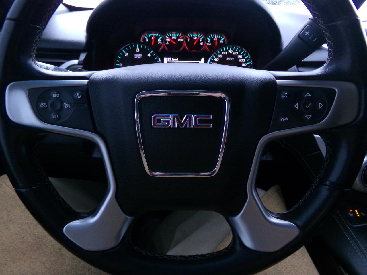 GMC Yukon XL 4WD 4dr SLT Standard Edition 2020